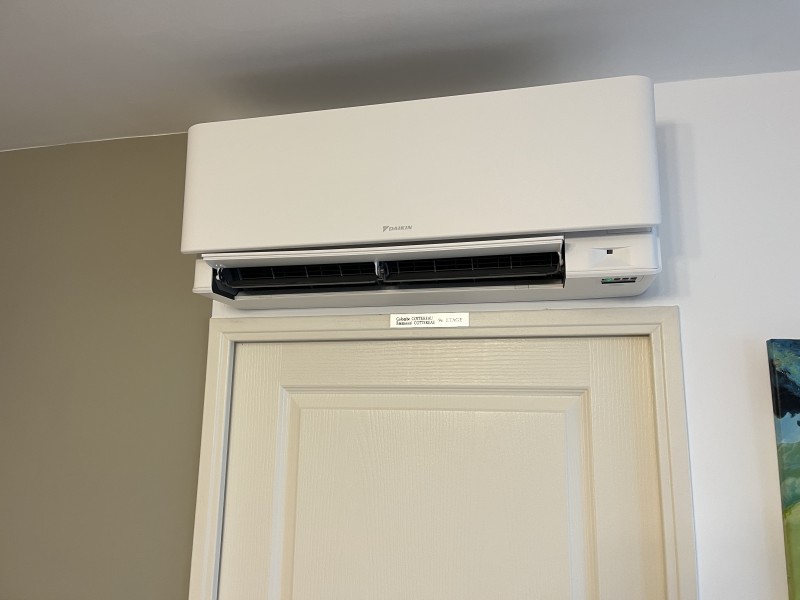 Climatisation DAIKIN STYLISH à Lyon – Installation bi-split en appartement par ATMEO (4 928 € TTC)