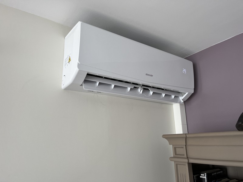 Pose climatisation bi split Lyon 9 pour appartement T3 de 90 m2