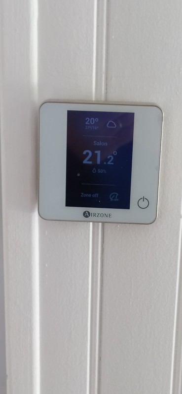 Installation gainable DAIKIN option multizone  dans les combles à Ecully