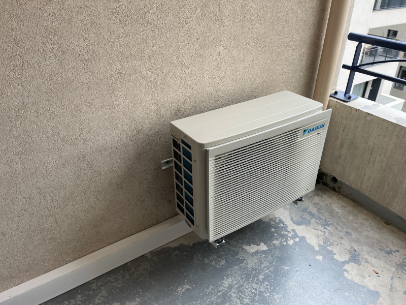 Pose climatisation multi split DAIKIN STYLISH appartement 90m2 à Amberieu en Bugey