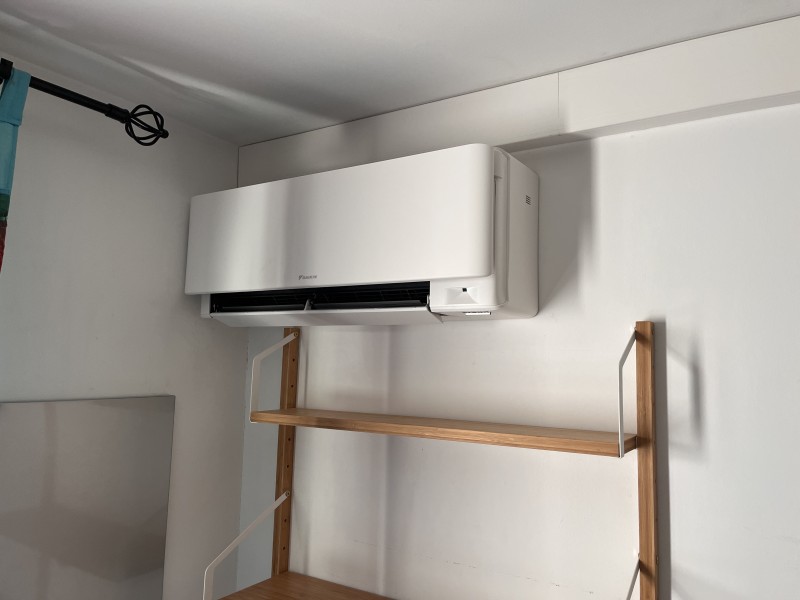 Pose climatisation multisport DAIKIN STYLISH  appartement Beynost 90m2 8200€TTC