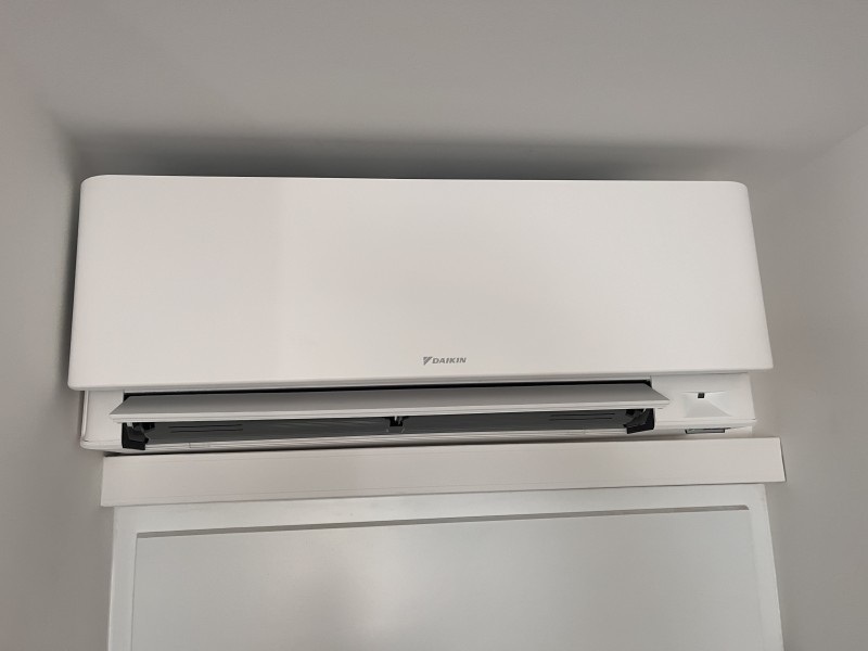 Climatisation DAIKIN STYLISH à Lyon : 3 unités murales connectées pour un appartement et un budget de 7 748 € TTC
