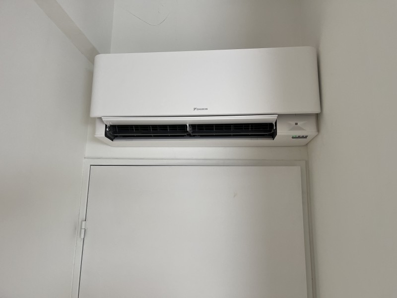 Pose climatisation DAIKIN multisplit dans maison de 120 m2 à Beynost