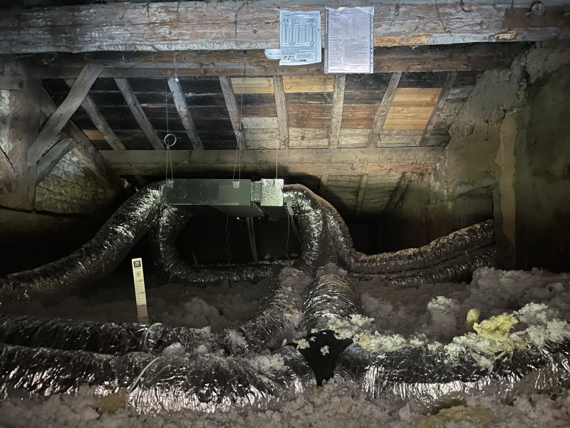 Installation gainable DAIKIN option multizone  dans les combles à Ecully