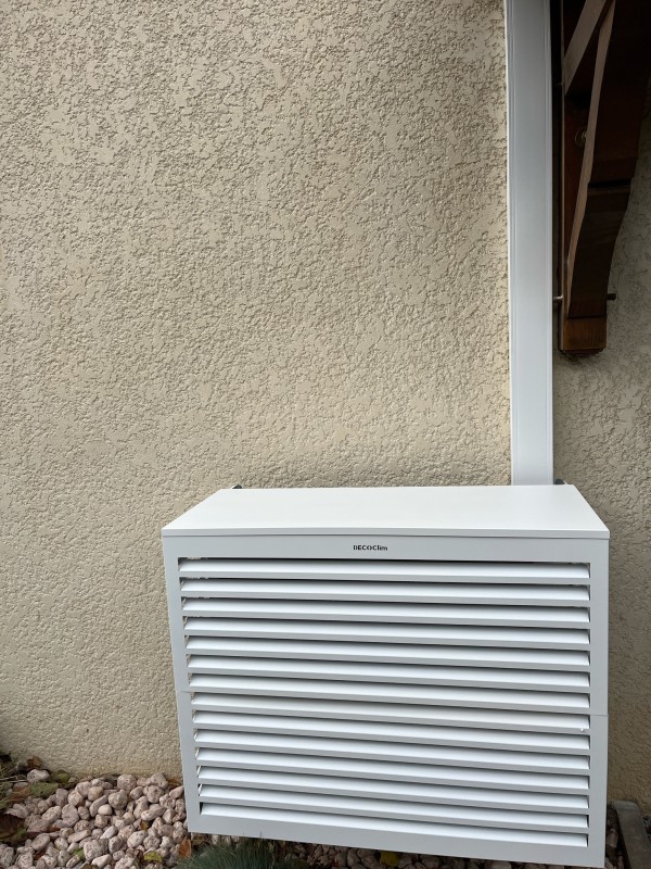 Installation d’une climatisation réversible DAIKIN STYLISH à Meximieux